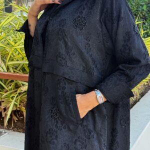 عباية ظلّ الورد